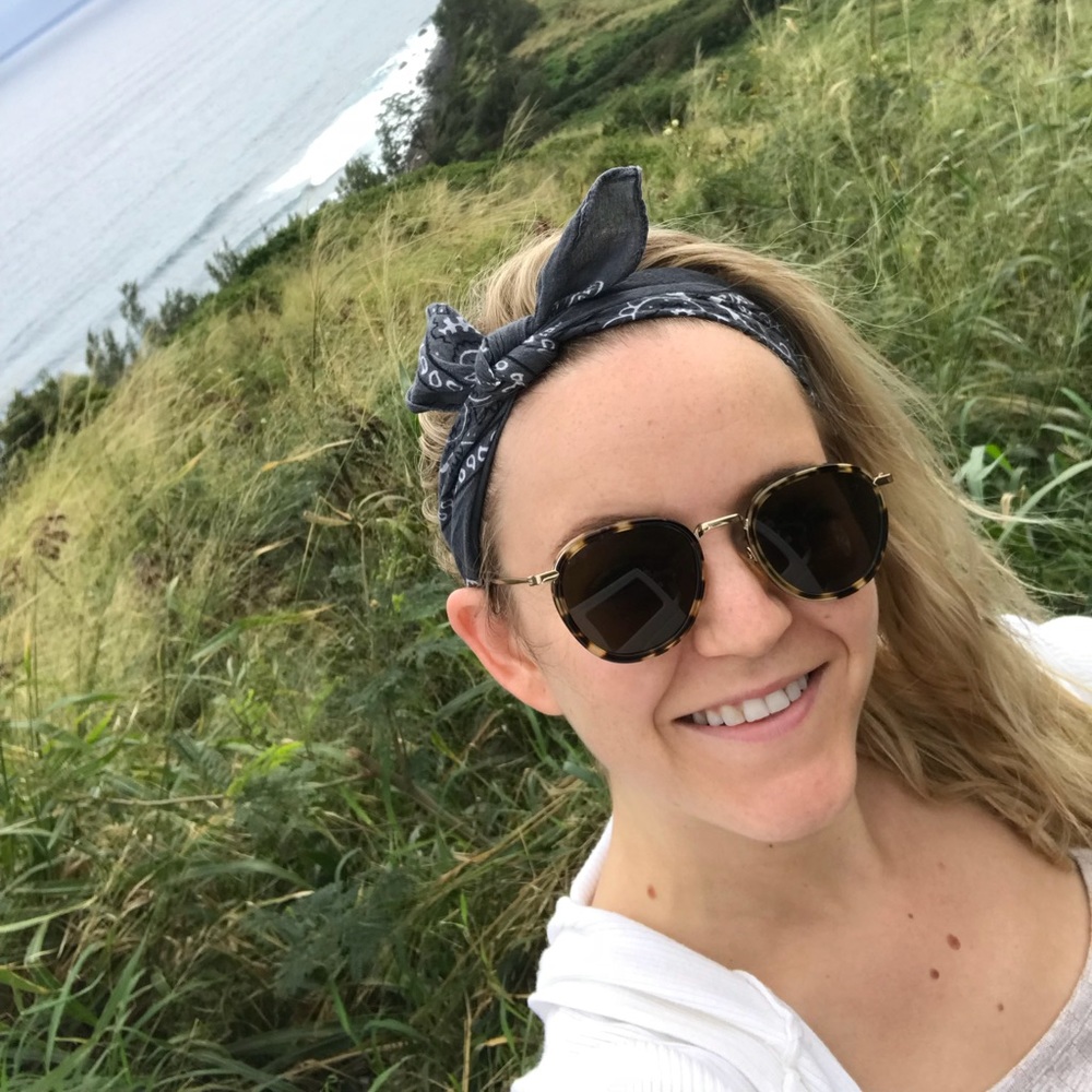 Meet your Posher, Caitlin